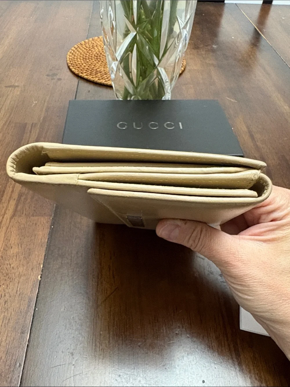 Low start Gucci Vtg Leather Flap Continental Wallet in a box. In GUC. Authentic - Picture 10 of 15
